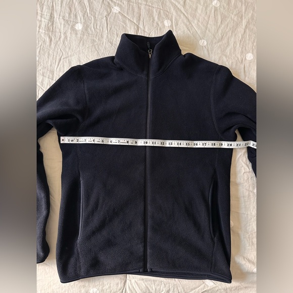 Uniqlo Fleece Full Zip Jacket - Picture 3 of 3